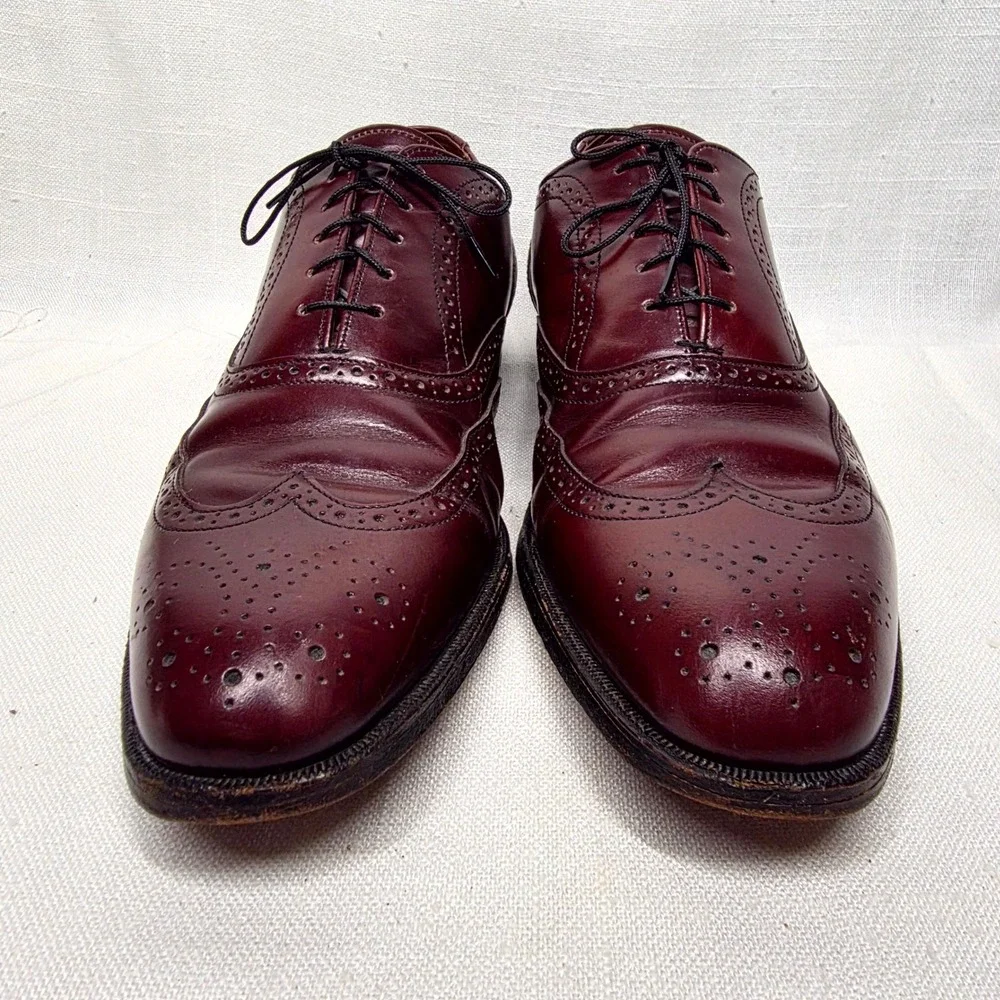 Bostonian Men's Merlot Leather Wingtip Lace-Up Oxfords